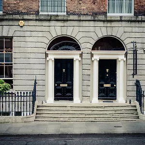 albany-house.dublin-hotelsweb.com/