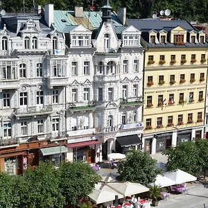 Palacky **** Karlovy Vary